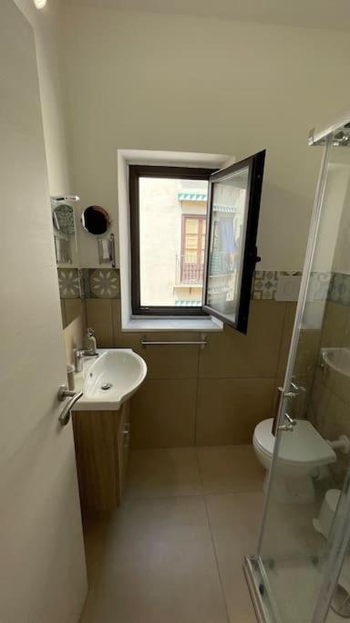 Caza' Capo 40Mq Nel Centro Di Palermo Apartman Kültér fotó
